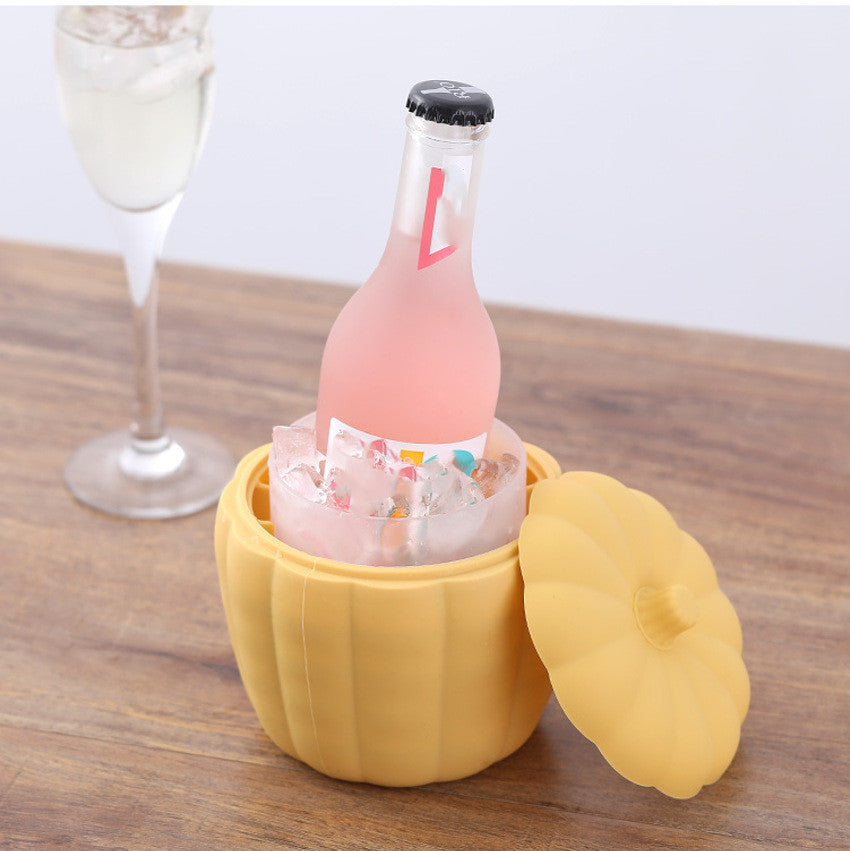 Pumpkin-Shaped Yellow Silicone Ice Bucket - Eco-Friendly & Reusable
