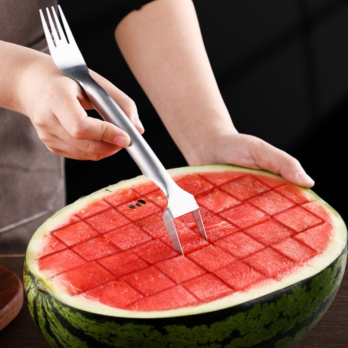 2-in-1 Stainless Steel Watermelon Fork and Slicer - Eco-Friendly Kitchen Tool