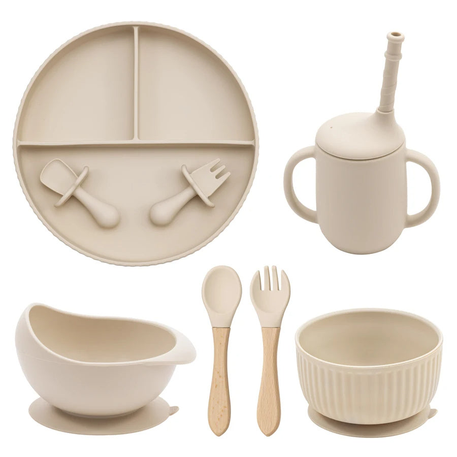 Eco-Friendly Pink Children's Dinnerware Set - Silicone & Wood
