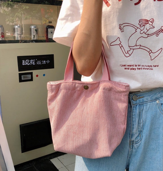Eco-Friendly Light Gray Tote Bag for Sustainable Living