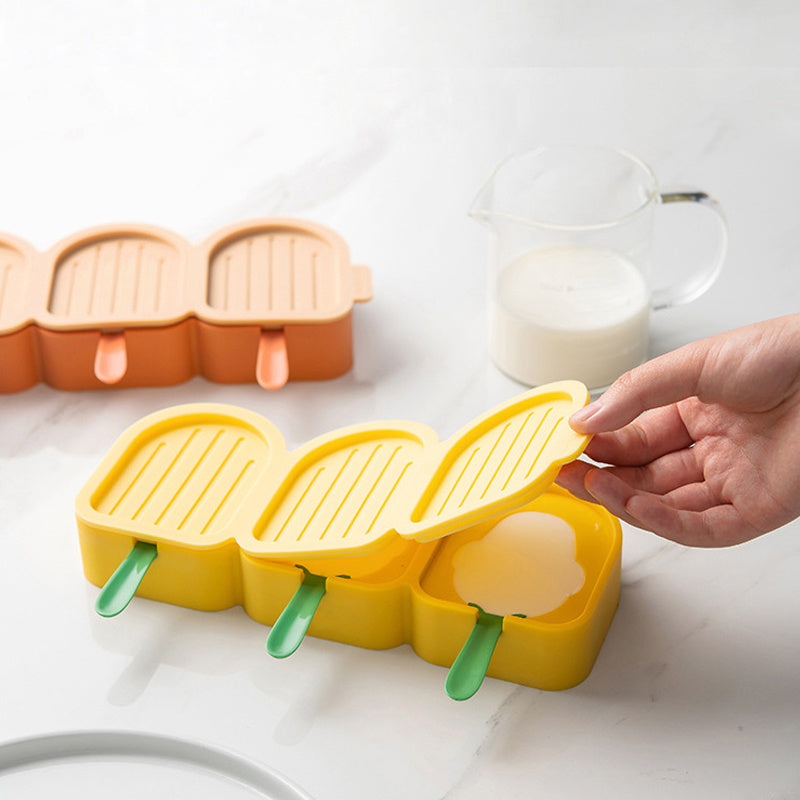 Penguin-Shaped Silicone Ice Cream Molds - Eco-Friendly & Reusable