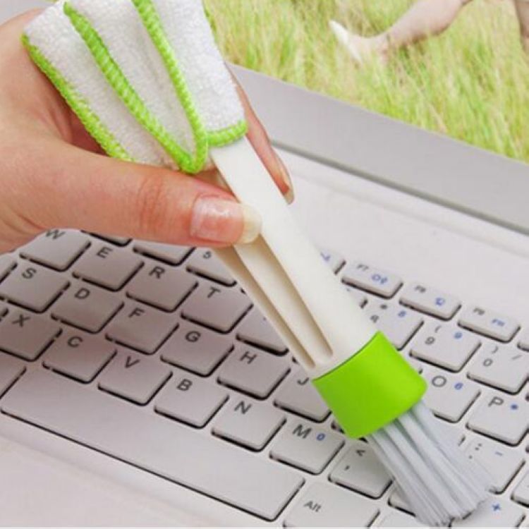 Dual-Ended Eco-Friendly Cleaning Brush and Microfiber Duster