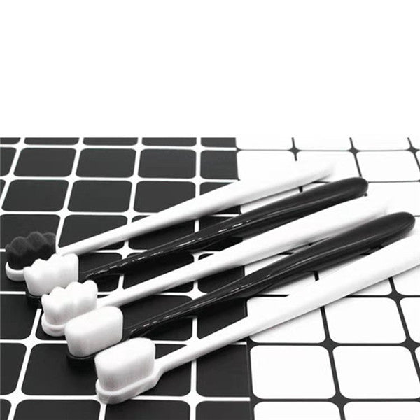 Eco-Friendly Bamboo Toothbrush with Black and White Bristles