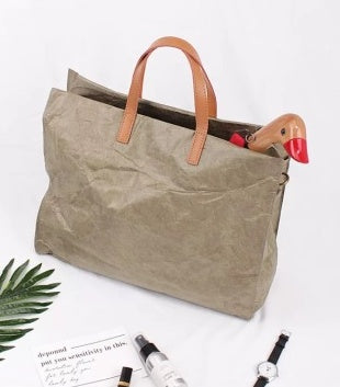 Eco-Friendly Black Tote Bag with Brown Handles - Sustainable Daily Use