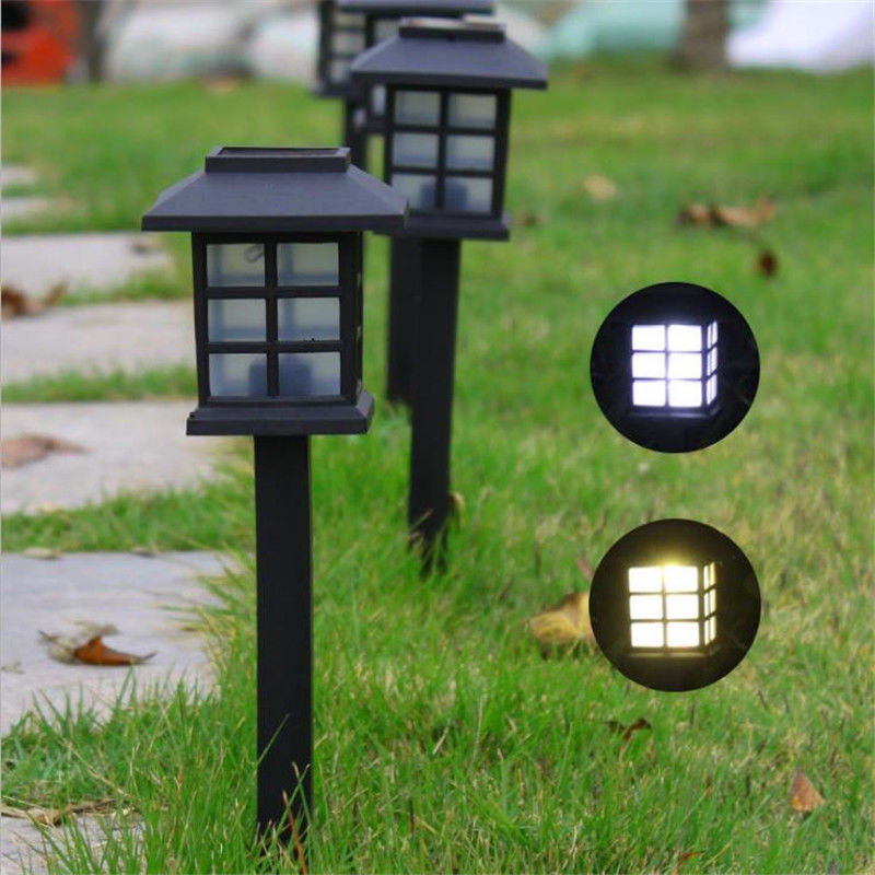 Solar-Powered Lantern-Style Garden Light - Eco-Friendly Outdoor Lighting