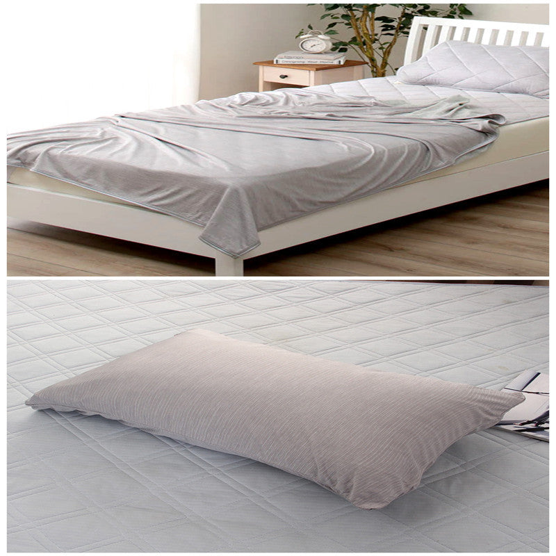 Cooling Blanket for Hot Sleepers - Lightweight, Breathable, Quick-Drying
