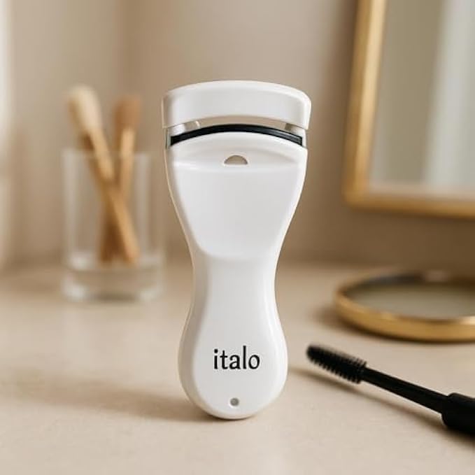 White Eyelash Curler with Silicone Pad, Stainless Steel Lash Curler for Long Natural Lashes, Travel Eye Makeup Tool