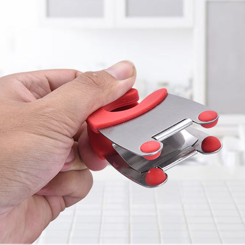 Red and White Silicone Spoon Holder Clip for Mess-Free Cooking