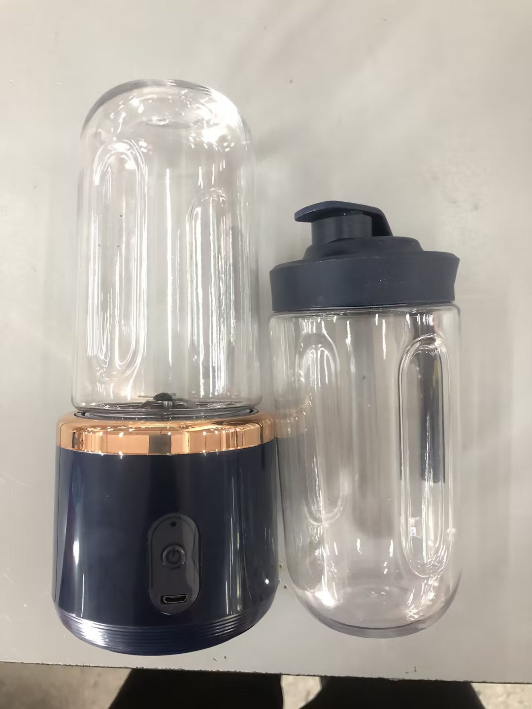 Portable Multifunctional Juicer - Compact, Wireless, Eco-Friendly