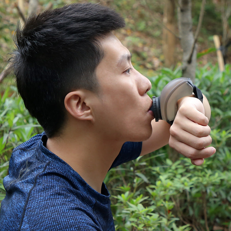 Wearable Water Bottle - Compact, Reusable, Eco-Friendly Hydration Solution