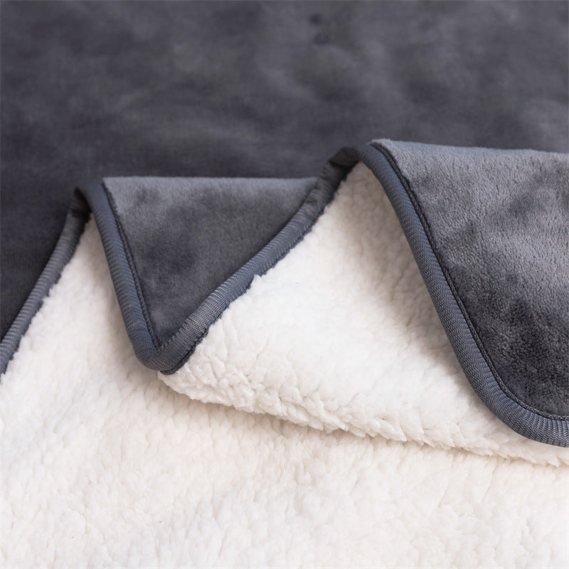 Eco-Friendly Dark Blue Fleece Blanket for Bed or Couch