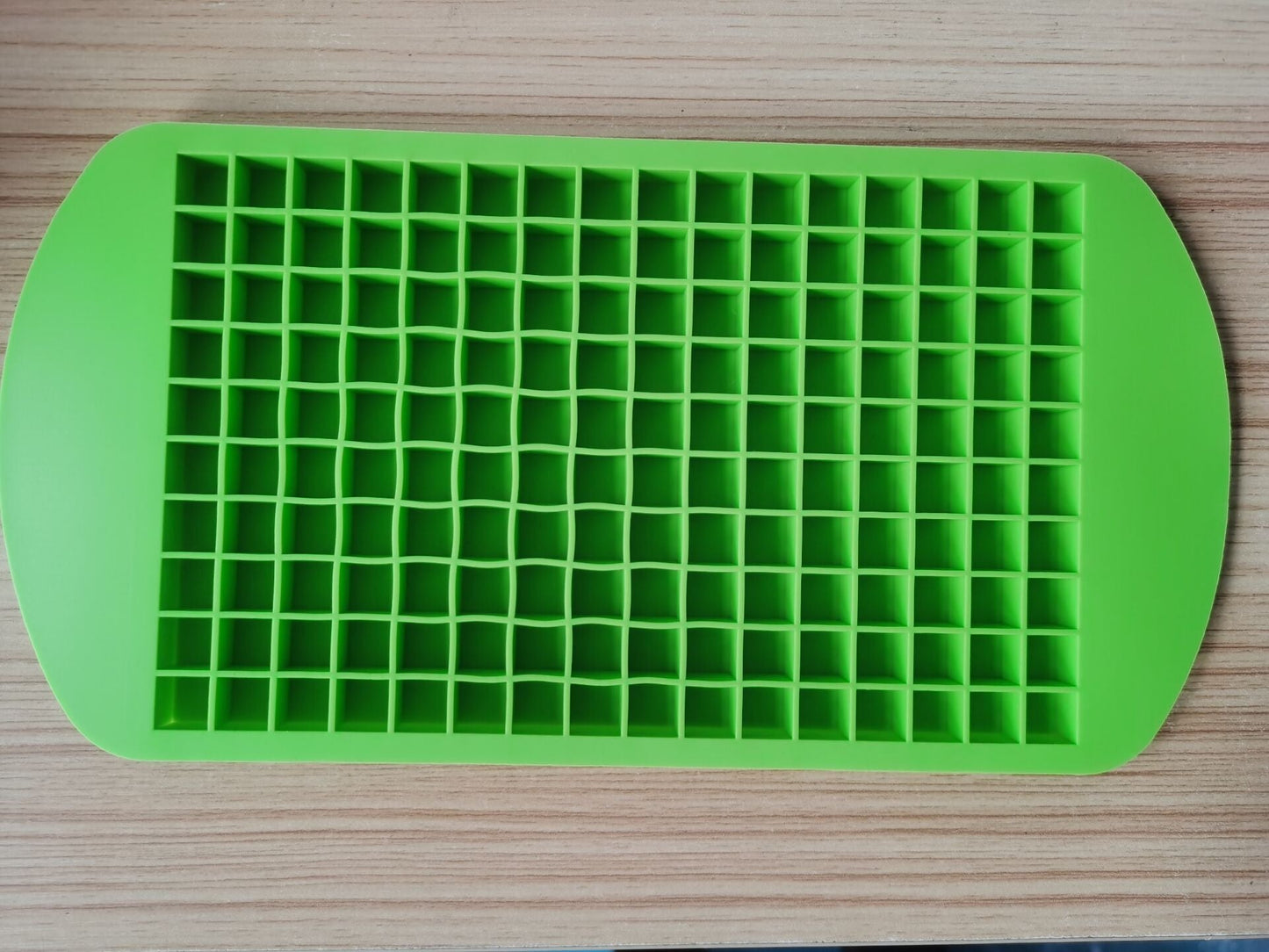 Eco-Friendly Silicone Soap Dish - Sustainable & Durable