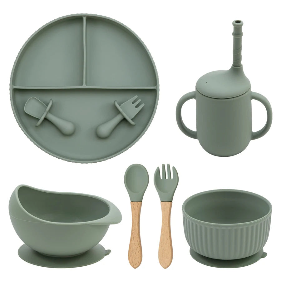 Eco-Friendly Pink Children's Dinnerware Set - Silicone & Wood