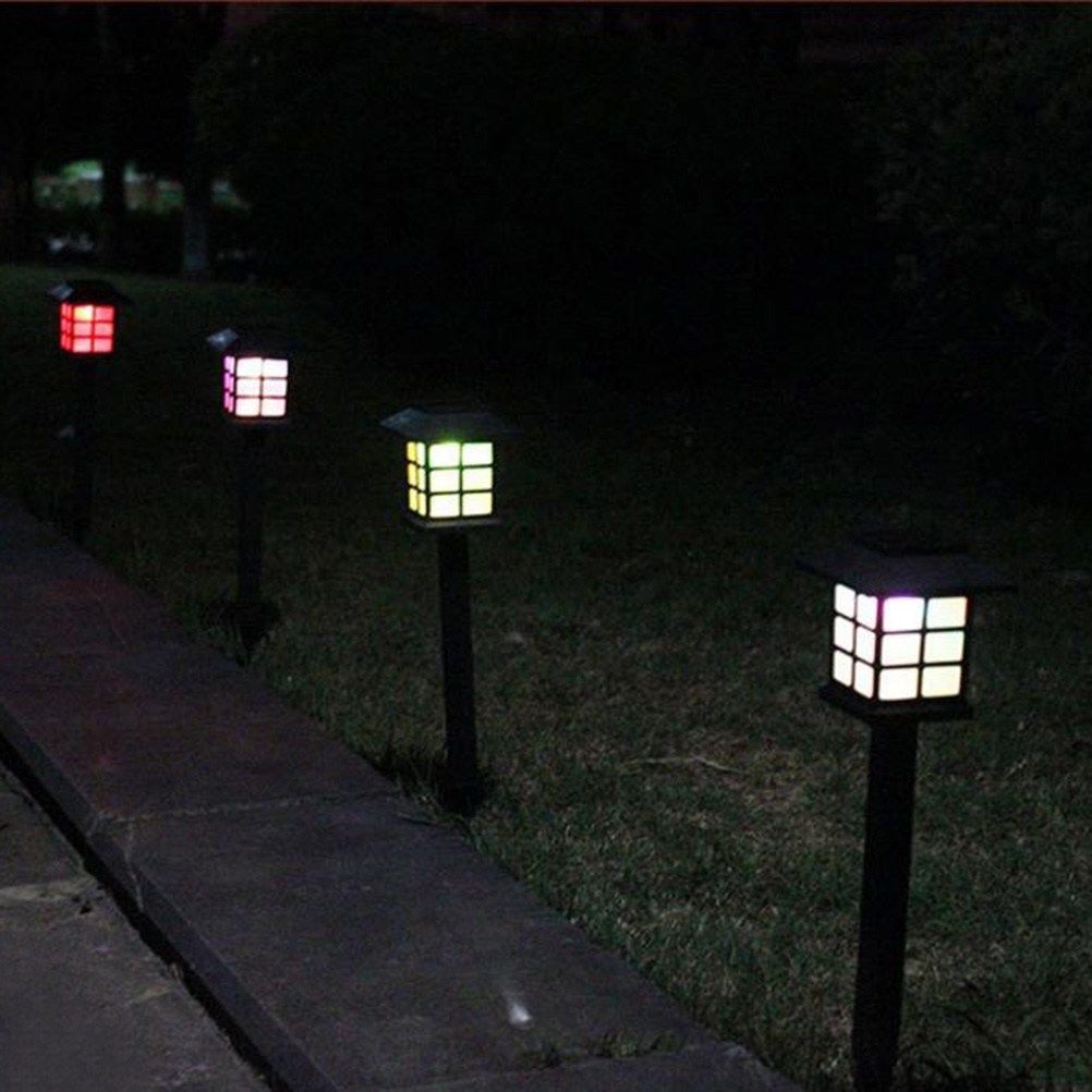 Solar-Powered Lantern-Style Garden Light - Eco-Friendly Outdoor Lighting
