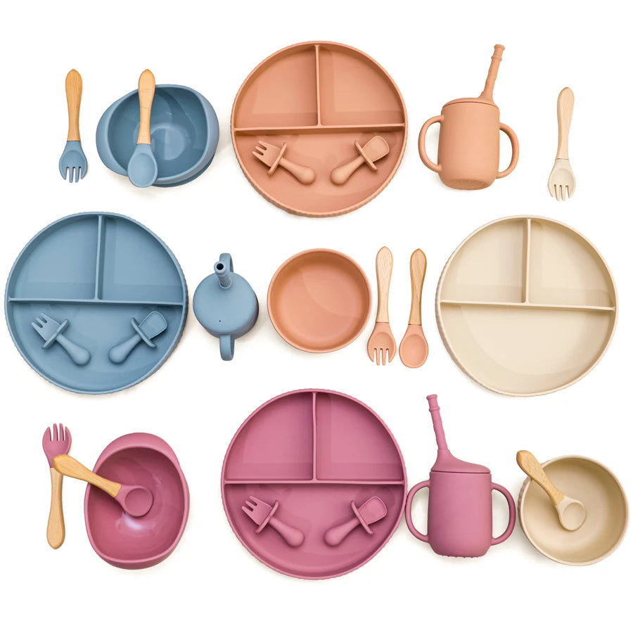 Eco-Friendly Pink Children's Dinnerware Set - Silicone & Wood