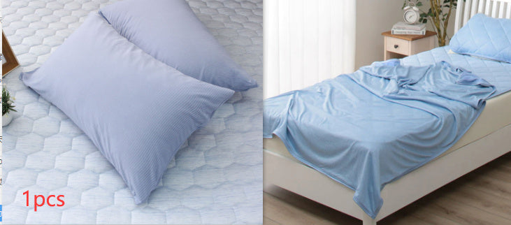 Cooling Blanket for Hot Sleepers - Lightweight, Breathable, Quick-Drying