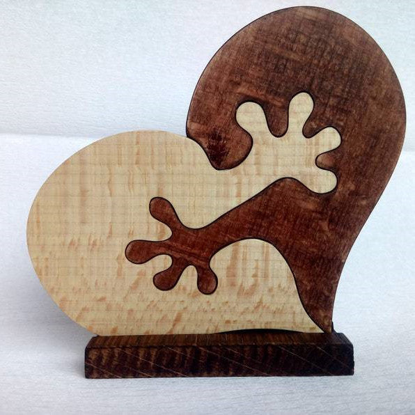 Eco-Friendly Heart-Shaped Wooden Puzzle Decor