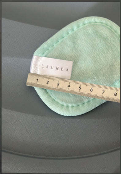 Eco-Friendly Reusable Makeup Remover Pad - Light Green Oval