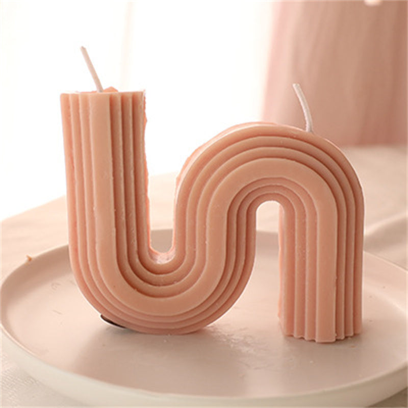 Pastel Curved Candles for a Calming, Eco-Friendly Home