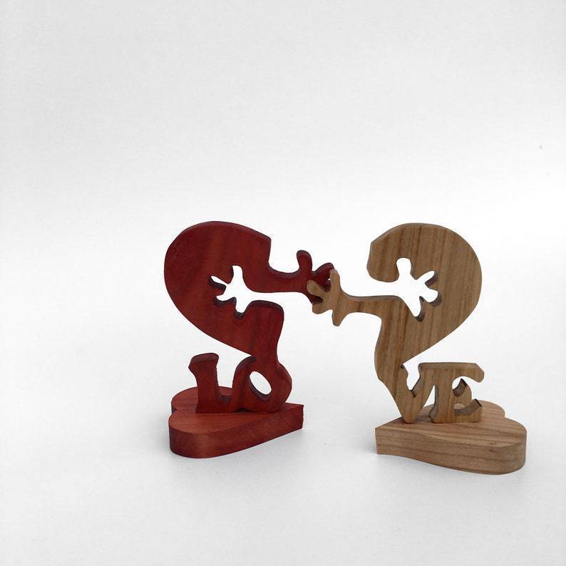 Eco-Friendly Heart-Shaped Wooden Puzzle Decor