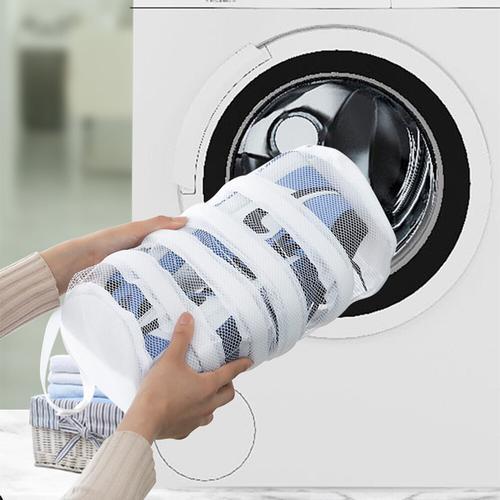 Eco-Friendly Reusable Mesh Laundry Bag - Sustainable Laundry Solution