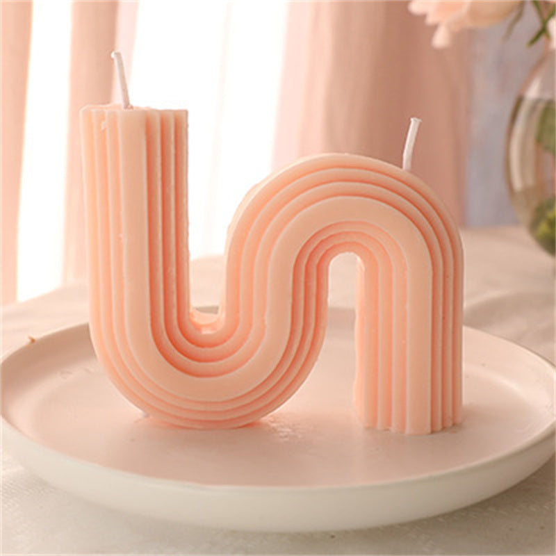 Pastel Curved Candles for a Calming, Eco-Friendly Home