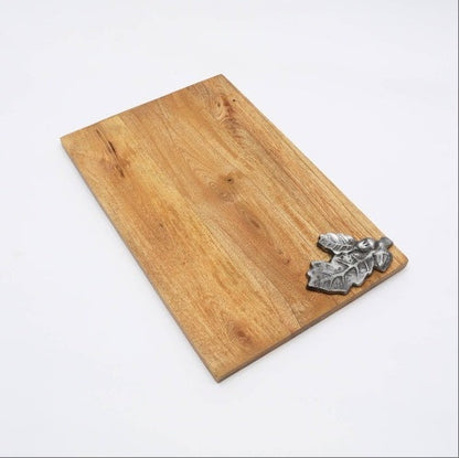 Eco-Friendly Wooden Cutting Board - Sustainable Kitchen Essential