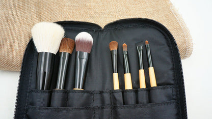 Eco-Friendly Makeup Brush Set with Natural Wood Handles
