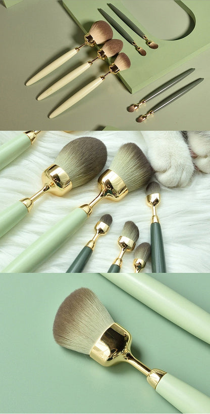 Eco-Friendly Makeup Brush Set - Sustainable Beauty Tools