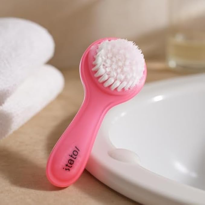 Pink Nail Brush - Manicure & Pedicure Nail Cleaning Brush for Fingernails & Toenails, Nail Scrubber & Cuticle Brush, Washable Travel Brush