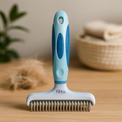 Pet Brush for Dogs & Cats - Blue Grooming & Deshedding Brush 15.5 x 11 cm - Handheld Hair Remover for Small to Medium Pets