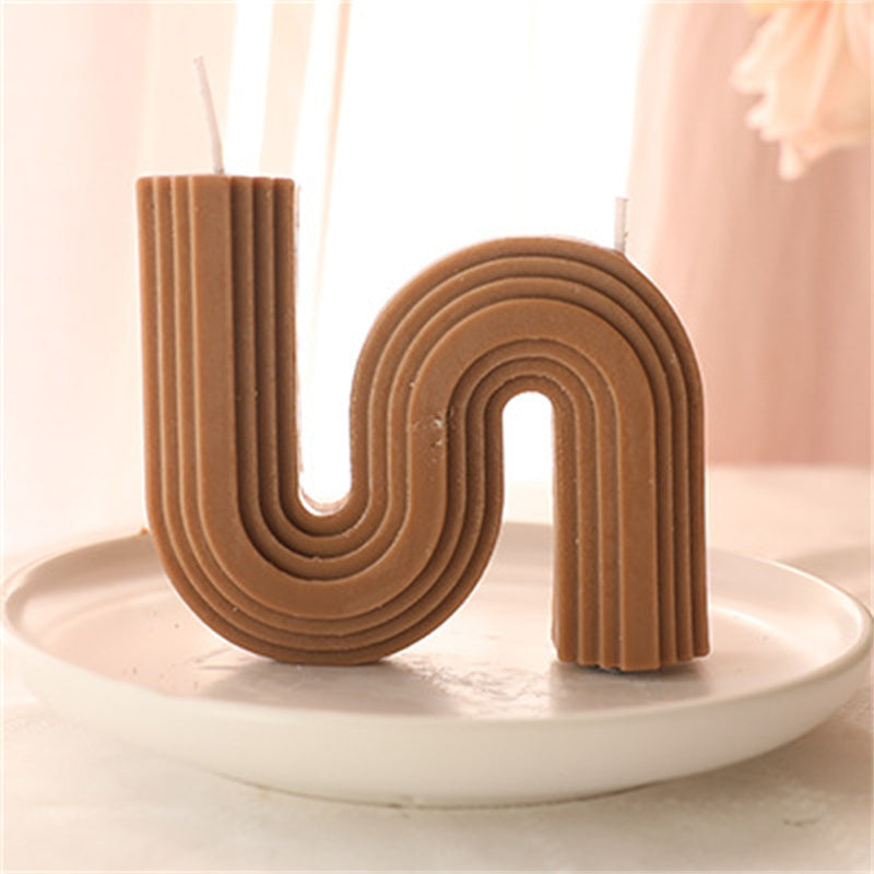 Pastel Curved Candles for a Calming, Eco-Friendly Home