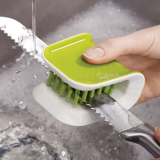 Eco-Friendly Knife Cleaning Brush in Green and White