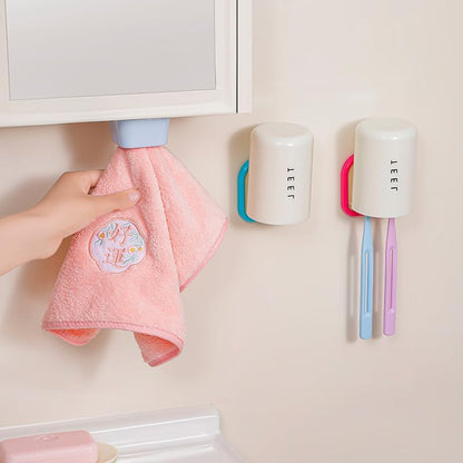 Towel Plug – Compact Design in Rose Red & Black – Lightweight PP + PVC Material, Pack of 1