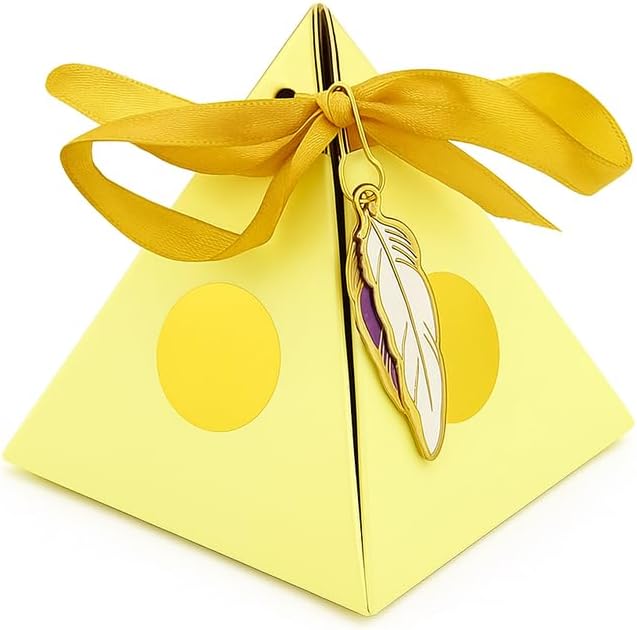 12 Pieces Pyramid Shape Candy Box 8.5x8.5x10cm Golden Color for Party Favors and Events