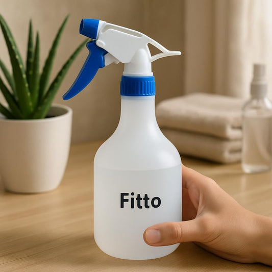 White Plastic Spray Bottle with Blue Trigger Nozzle, 500 ml