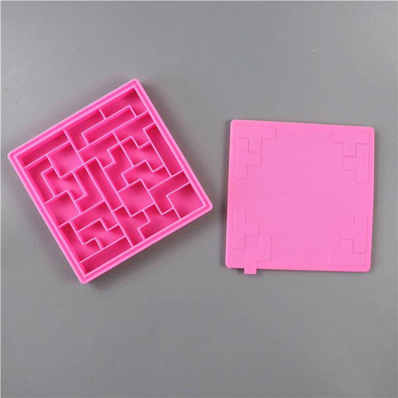 Tetris-Shaped Silicone Ice Cube Tray with Yellow Lid