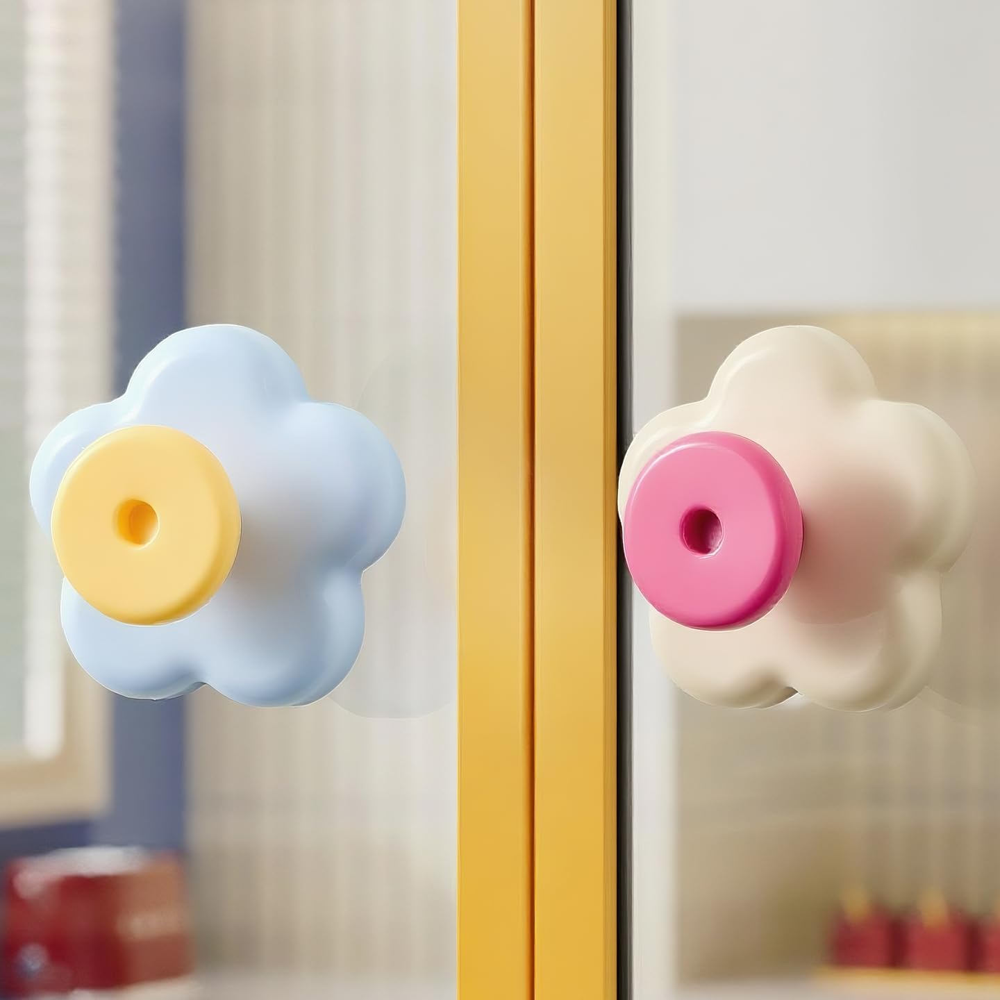 240 Pieces Flower Suction Cup Hooks (Decorative Blue Design)