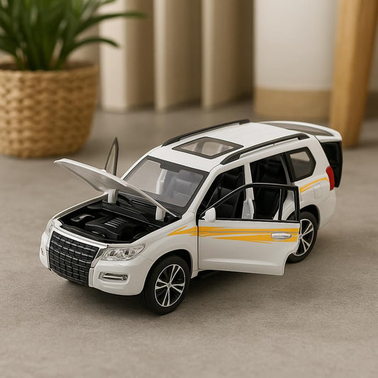 1:32 Scale Mitsubishi Pajero SUV Metal Car Toy with Sound & Light for Children - White Color, Die-Cast Model with Realistic Features for Boys & Girls, Ideal Gift for Car Enthusiasts