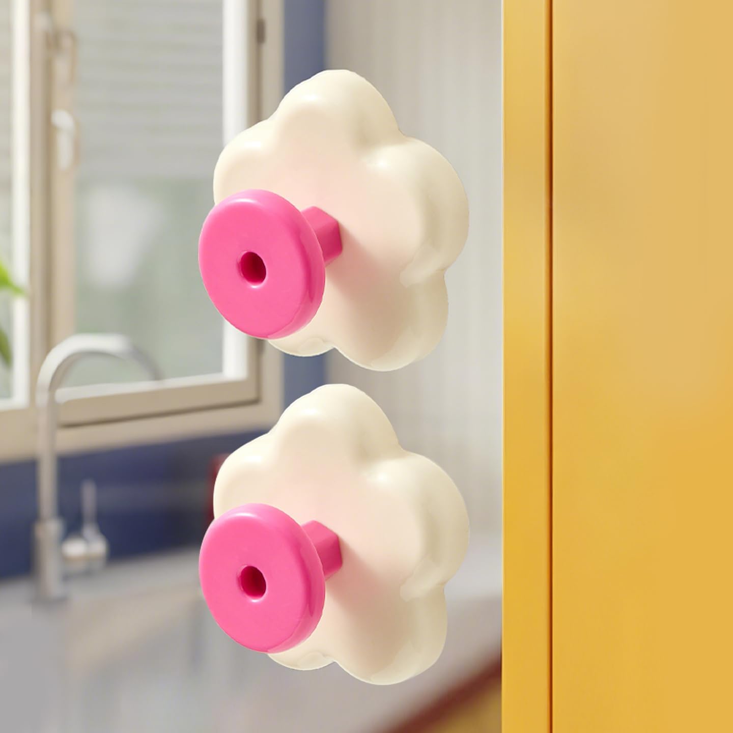 120 Pieces Flower Suction Cup Hooks (Pack of 4 – Cream Color Decorative Design)