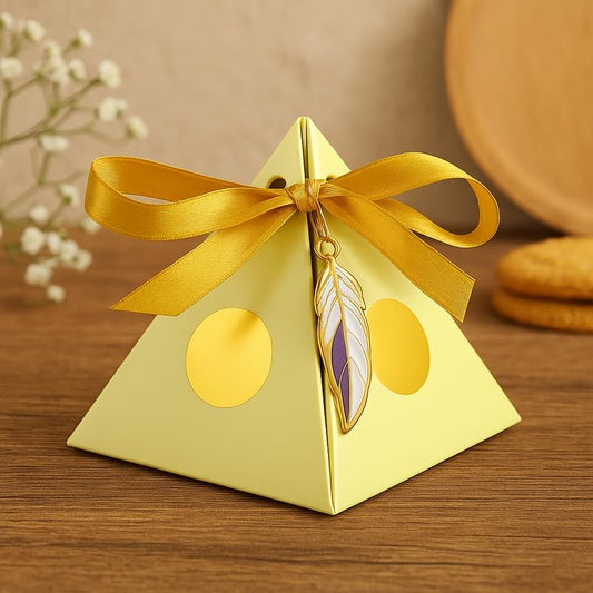 12 Pieces Pyramid Shape Candy Box 8.5x8.5x10cm Golden Color for Party Favors and Events