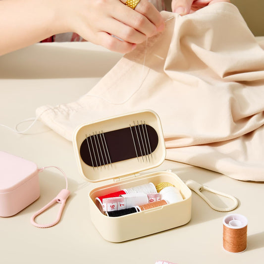 Portable Needle and Thread Box