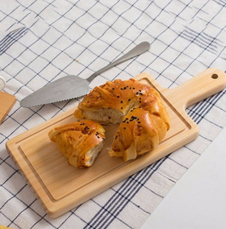 Eco-Friendly Bamboo Cutting Board with Rounded Edges
