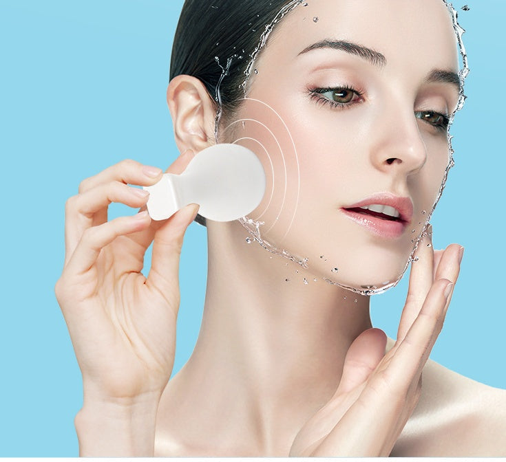 Eco-Friendly Silicone Facial Cleansing Brush - Sustainable Skincare Tool