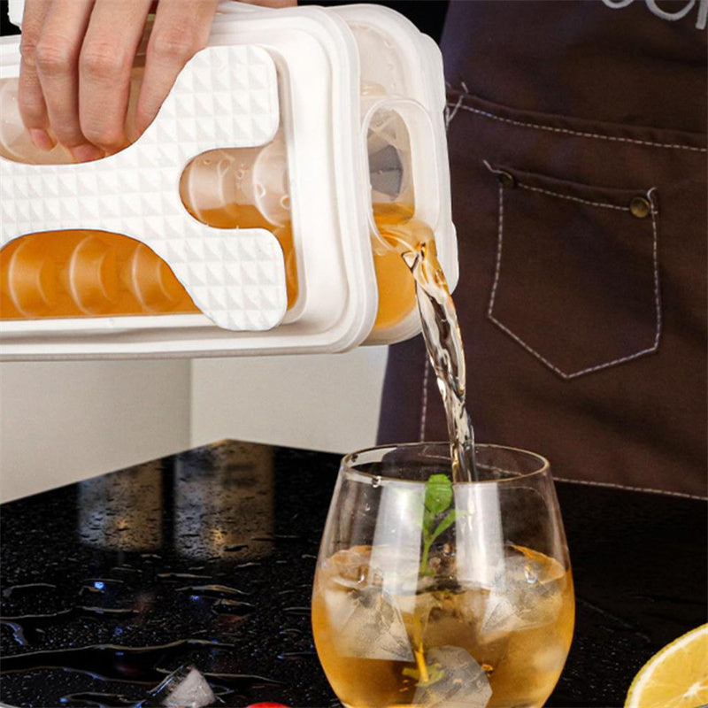 Eco-Friendly Reusable Silicone Ice Cube Tray - Blue & White Diamond Pattern