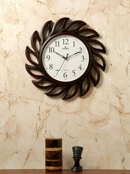 Elegant Rotating Wheel Design Wall Clock - 12-Inch Quartz Wall Clock with Premium Plastic Build, Durable and Long-lasting, Perfect Gift for Housewarmings, Weddings, and Home Décor Enhancements