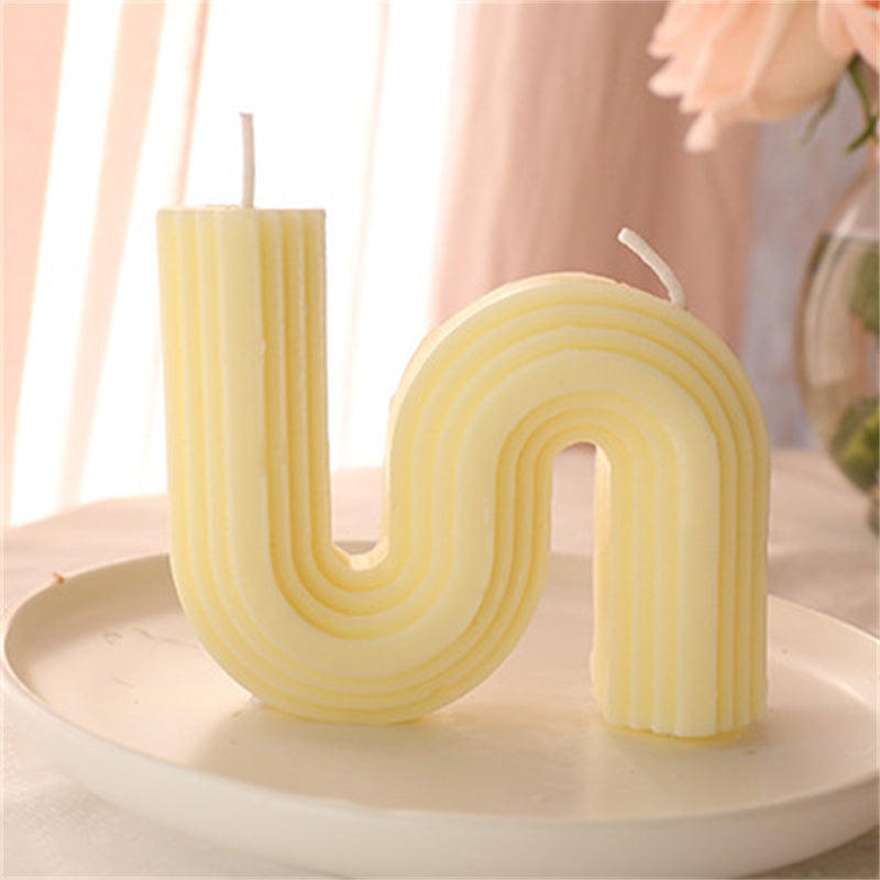 Pastel Curved Candles for a Calming, Eco-Friendly Home