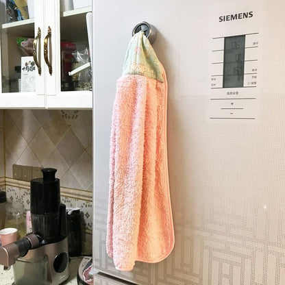 Space-Saving Circular Wall-Mounted Towel Holder - Silver with Black Accents