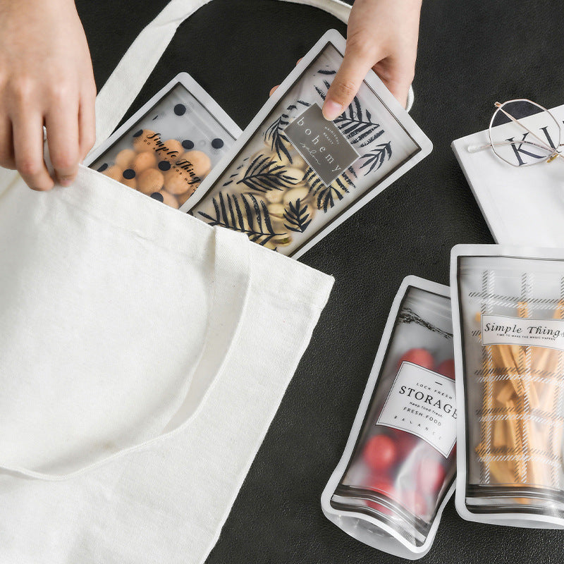 Eco-Friendly Reusable Silicone Storage Bags - Sustainable Food Storage Solution