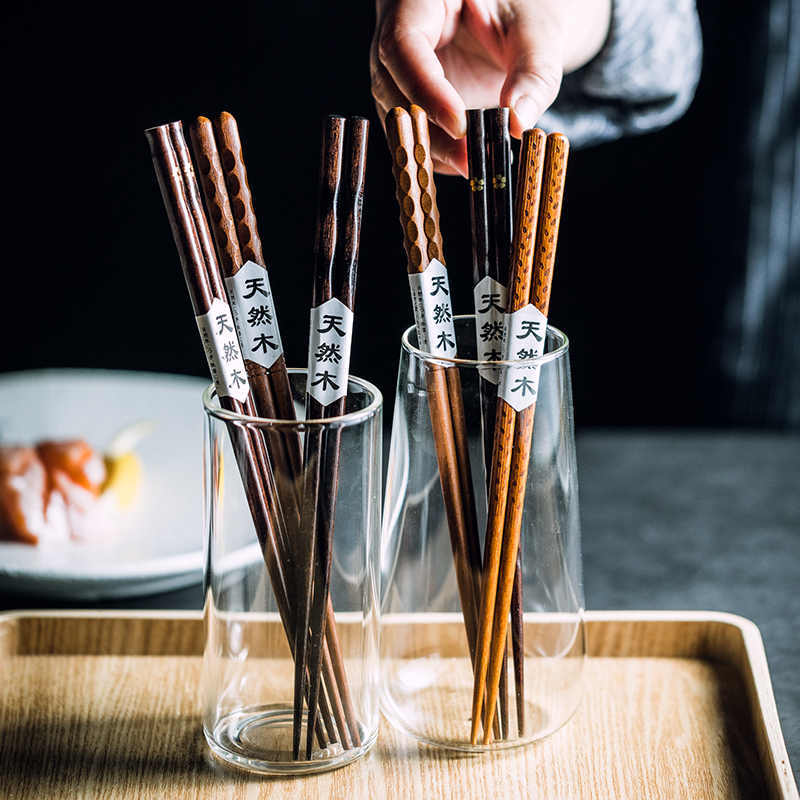 Eco-Friendly Reusable Wooden Chopsticks with Textured Grip